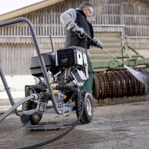 Karcher HD 7/20 G Classic Cold Water Petrol Engine Pressure Washer | 1.187-011.0 Karcher HD 7/20 G Classic Cold Water Petrol Engine Pressure Washer | 1.187-011.0